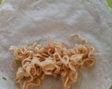 Foto langkah ke 2 dari resep 12. Lumpia Indomie.