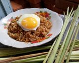 Foto langkah ke 5 dari resep Nasi Goreng Merakyat.