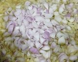 A picture of step 2 of Prawns Masala Curry.