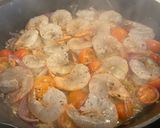 Foto del paso 4 de la receta: Camarones al Ajillo y vegetales