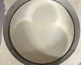 Une image de l'étape 1 de Galette des rois crème d’amande / framboise.