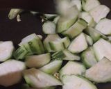 Foto langkah ke 5 dari resep Soun Kuah Oyong Spesial Pake Telor 🐣.