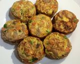 Foto langkah ke 4 dari resep Martabak Telur Mie enak sehat non msg.