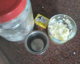 A picture of step 1 of Cheese spread and aachari cheese sperad.