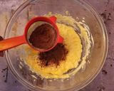 Foto langkah ke 2 dari resep Pineapple Thumbprint Cookies.