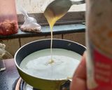 A picture of step 2 of Apple kheer.