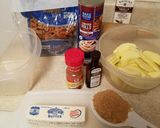 A picture of step 1 of Cinnamon bun apple pie.