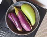 Foto langkah ke 1 dari resep Pecak terong bakar.