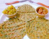A picture of step 3 of Khooba Paratha.