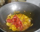A picture of step 6 of Potato Stuffed Capsicum.