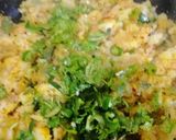A picture of step 4 of Bhujia barey mirch.