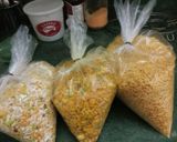 A picture of step 2 of Simple bhujia chaat.