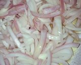 A picture of step 2 of Sweet potatoes with Onion and egg sauce.
