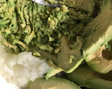 Foto del paso 4 de la receta: Pirámide de guacamole con pimienta de Sichoan