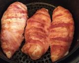Csirkemell baconben áfonya szósszal recept fázis 1 fotója