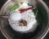 A picture of step 2 of Red Coconut Chutney.