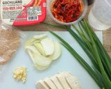 Foto langkah ke 1 dari resep Kimchi Jjigae Rumahan.