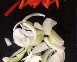 Foto del paso 2 de la receta: Alambre de pollo con ensalada