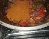A picture of step 4 of Mutton semi gravy.