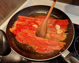 Foto del paso 4 de la receta: Spaghetti all'Assassina con Toque Chileno