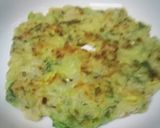 A picture of step 11 of Kakdi Thalipeeth.