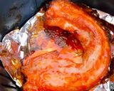 Hình bước làm 2 của món Bánh mì kẹp thịt xá xíu