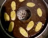Foto langkah ke 10 dari resep Brownies Pisang Kukus.