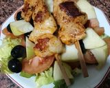 Foto del paso 2 de la receta: Ensalada de manzana y pinchito de pollo