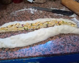 Foto del paso 7 de la receta: Rosca de cebolla de verdeo y Queso 🧀 🧀 🧀 🧀