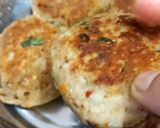 A picture of step 3 of Aloo Tikki Chaat.