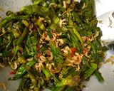 Foto langkah ke 4 dari resep Genjer Tumis Rebon.