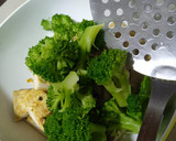 Foto del paso 2 de la receta: Macarrones integrales con pollo y verduras