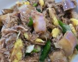 Foto langkah ke 6 dari resep Tumis jamur Krikit.