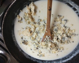 Foto del paso 5 de la receta: Capelletis de pollo y carne con salsa de Roquefort