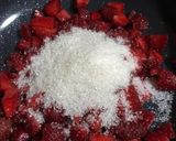 Foto langkah ke 2 dari resep Strawberry Jam.