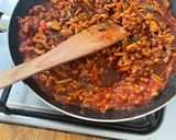 Zapiekanka makaronowa z mięsem mielonym i pieczarkami krok przepisu 1 zdjęcie