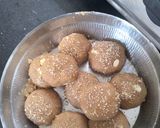 ચુરમા ના લાડુ (Churma Na Ladu Recipe In Gujarati) રેસીપી સ્ટેપ3ફોટો