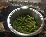 Foto del paso 3 de la receta: Habas tiernas en caldereta