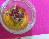 Foto del paso 2 de la receta: Yogures de huevo jamón y queso