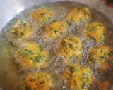 A picture of step 7 of Mustard leaves karhi.