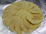 Tarta caliente de manzana con helado