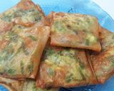 Foto langkah ke 4 dari resep Martabak Telor Rumahan isi Bakso.