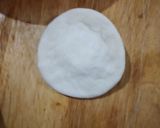 A picture of step 3 of Aloo Paratha.