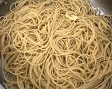 A picture of step 3 of Spaghetti with Bell Pepper Sauce.
