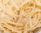 Sült lecsókrémes darált pulyka, laska tésztával, sajttal recept fázis 3 fotója