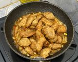 Foto langkah ke 4 dari resep Sweet and Spicy Crispy Chicken.