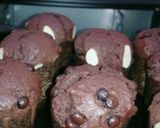 Foto langkah ke 5 dari resep Muffin Coklat Beng-Beng Drink.