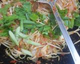 Foto langkah ke 8 dari resep Mie tiau goreng.