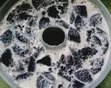 Foto langkah ke 5 dari resep Puding Susu Oreo.