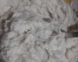 A picture of step 4 of Walnuts honey pancakes.